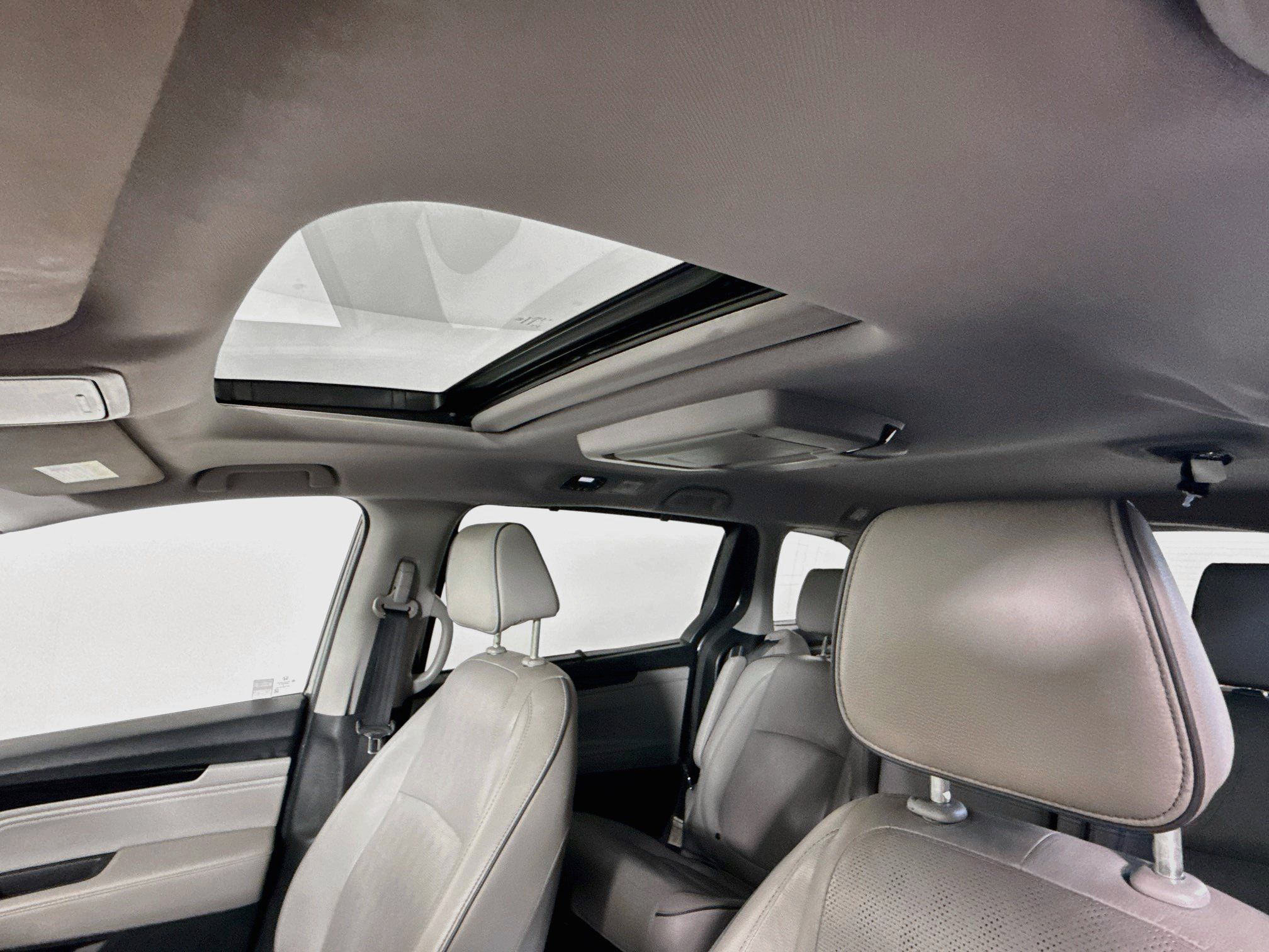 Used 2021 Honda Odyssey Elite image 14