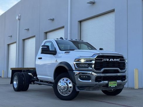 New 2026 RAM 4500 Tradesman w/ Chrome Appearance Group RWD image 2