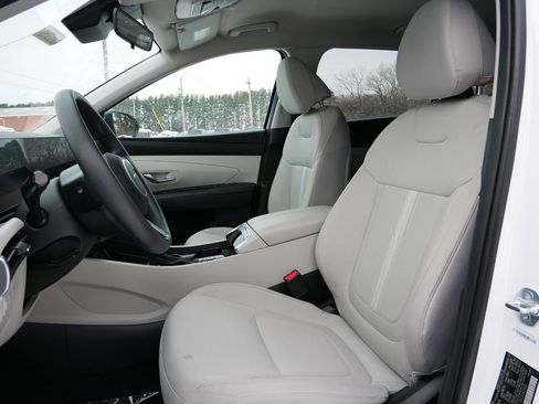 Used 2025 Hyundai Tucson SEL image 14