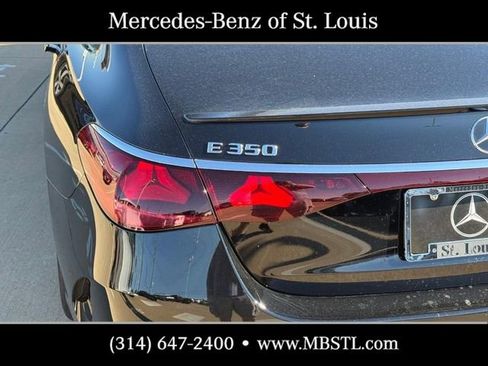 New 2025 Mercedes-Benz E 350 4MATIC Sedan image 4