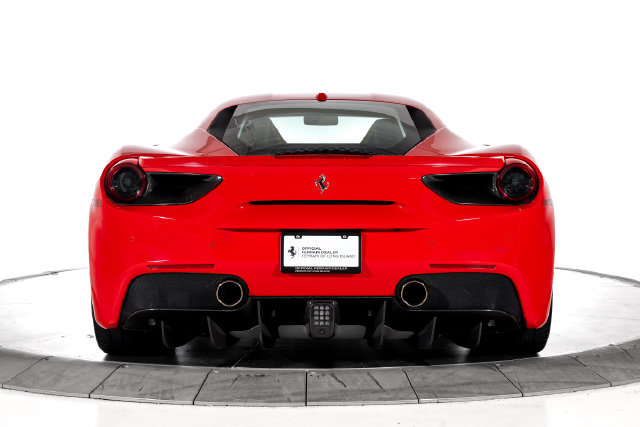 Certified 2018 Ferrari 488 GTB RWD image 8