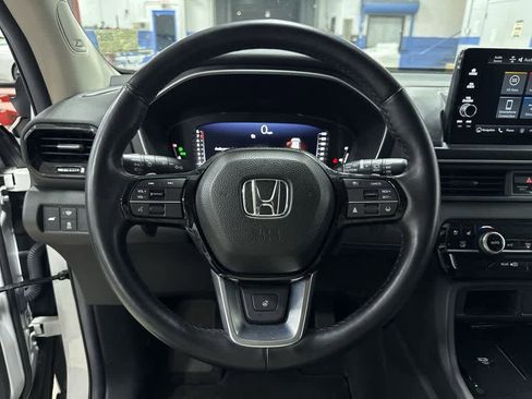 Used 2023 Honda Pilot Elite image 19