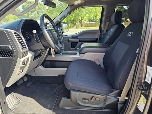 Used 2020 Ford F150 XLT w/ Equipment Group 302A Luxury AWD/4WD image 39