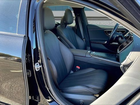 Used 2024 Mercedes-Benz E 450 4MATIC All-Terrain Wagon image 28