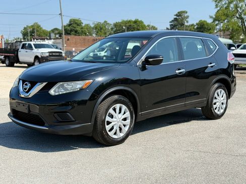Used 2015 Nissan Rogue S AWD/4WD image 5