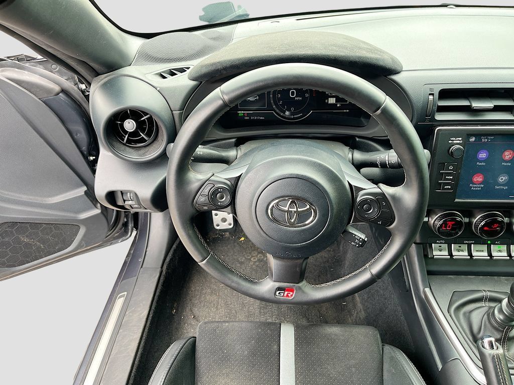 Used 2023 Toyota GR86 Premium RWD image 21