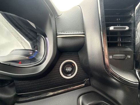 Used 2024 RAM 1500 Limited image 23