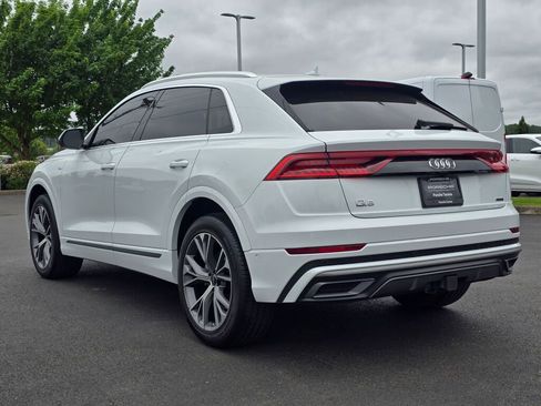 Used 2023 Audi Q8 Premium Plus w/ Premium Plus Package AWD/4WD image 3