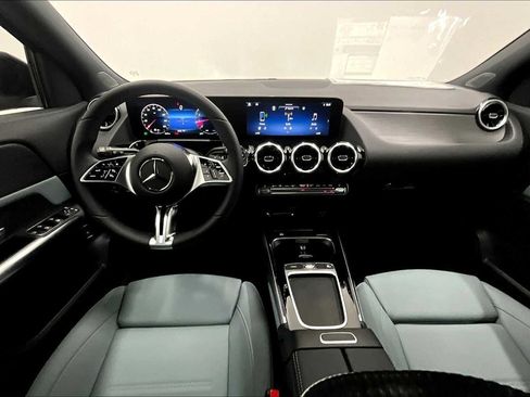 New 2026 Mercedes-Benz GLA 250 image 5