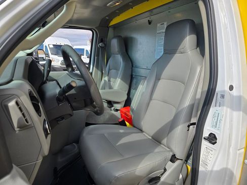Used 2024 Ford E-350 and Econoline 350 Super Duty w/ Driver's Safety Package image 21