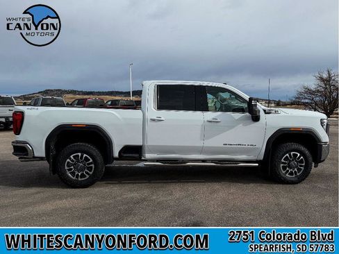 Used 2024 GMC Sierra 2500 SLE image 11