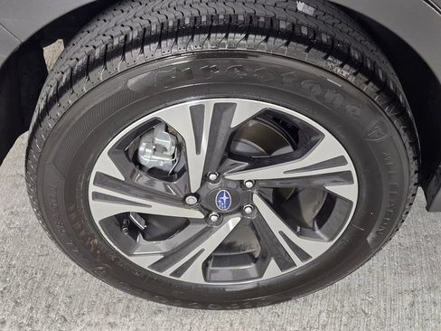 Certified 2024 Subaru Crosstrek 2.0i Premium AWD/4WD image 11