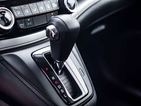 Used 2016 Honda CR-V LX image 14