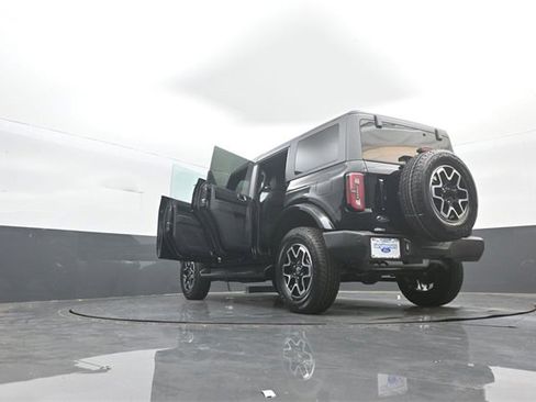 New 2025 Ford Bronco Outer Banks image 36