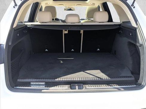 Used 2019 Mercedes-Benz GLC 350e 4MATIC image 6