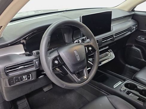 Used 2024 Lincoln Corsair AWD image 16