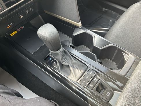 Used 2025 Toyota Camry LE FWD image 26