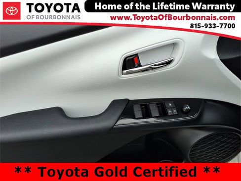 Certified 2020 Toyota Prius Prime Limited image 11