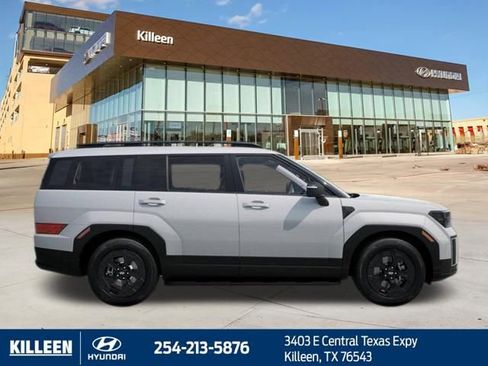 Used 2025 Hyundai Santa Fe XRT image 9