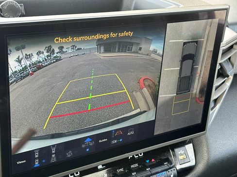 Used 2025 Toyota Tundra Limited image 18