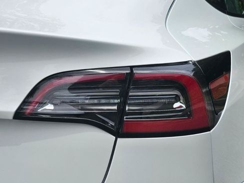 Used 2023 Tesla Model 3 Standard Range RWD image 29