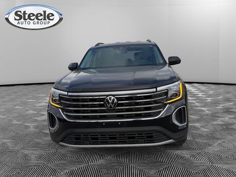 Used 2024 Volkswagen Atlas SE AWD/4WD image 8