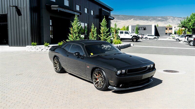 Used 2014 Dodge Challenger SRT8 w/ Harman/Kardon Audio Group RWD image 7