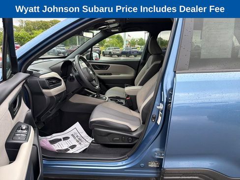 Used 2025 Subaru Forester Premium AWD/4WD image 15