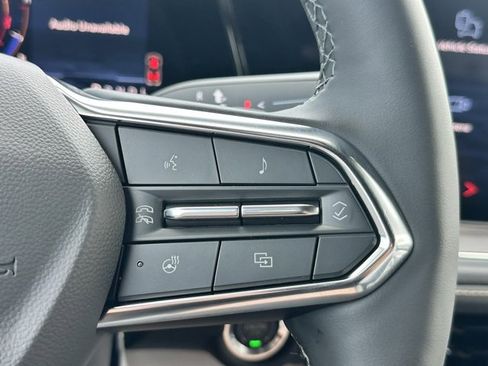 New 2025 Chevrolet Suburban Premier image 25