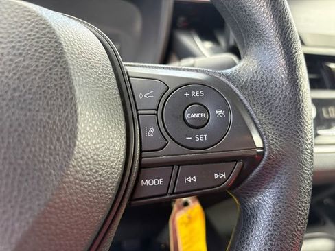 Certified 2022 Toyota Corolla LE FWD image 26