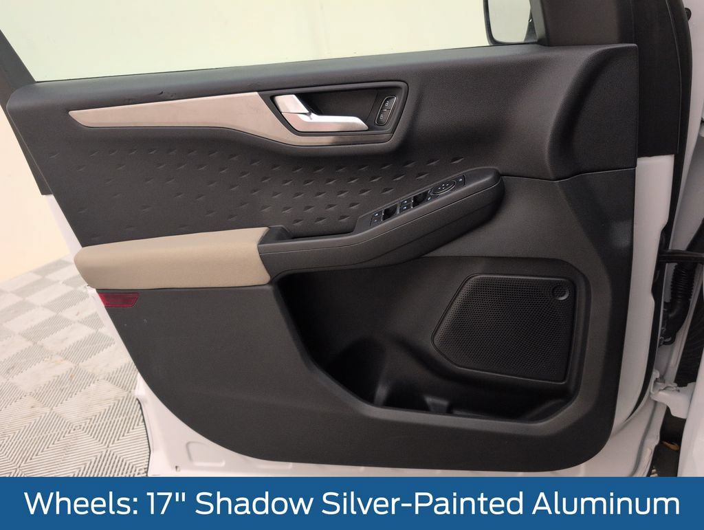 Certified 2020 Ford Escape SE FWD image 34