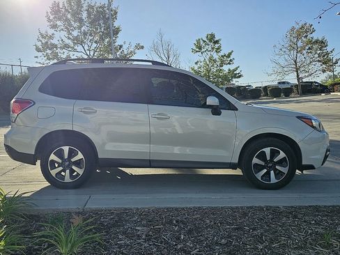 Used 2018 Subaru Forester 2.5i Premium image 10