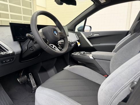 New 2026 BMW iX xDrive45 w/ M Sport Package image 4