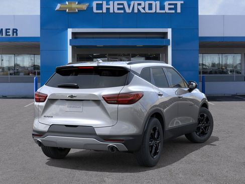 New 2026 Chevrolet Blazer LT image 4