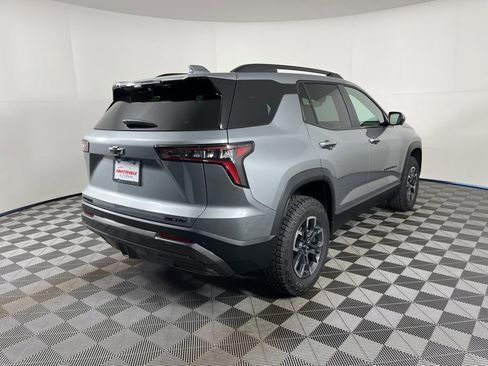 New 2026 Chevrolet Equinox ACTIV w/ Convenience Package III FWD image 5