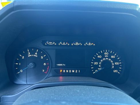 Used 2017 Ford F150 XL w/ Equipment Group 101A Mid image 6