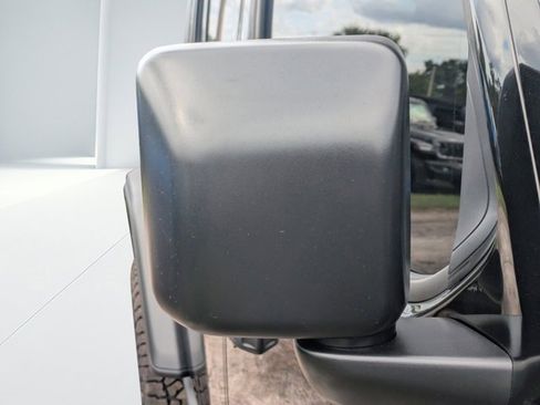 New 2025 Jeep Gladiator Mojave image 10