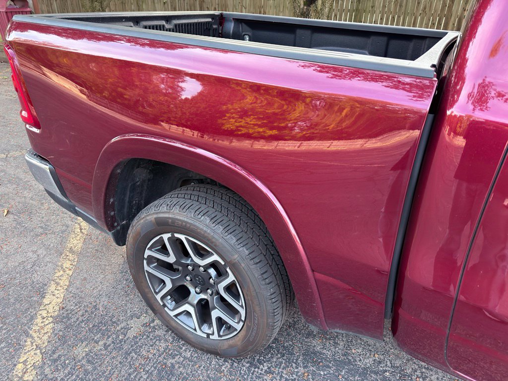 Used 2025 RAM 1500 Laramie AWD/4WD image 13