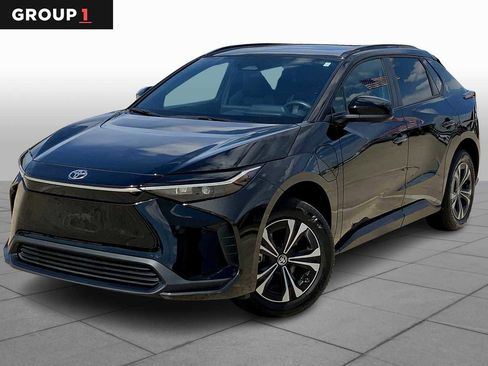 Used 2023 Toyota bZ4X XLE image 1