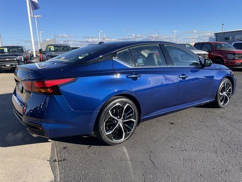 Used 2024 Nissan Altima 2.5 SR image 4