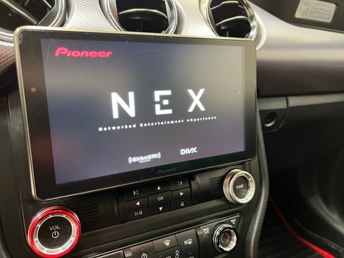 Used 2017 Ford Mustang GT RWD image 22