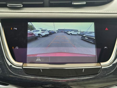 Used 2024 Cadillac XT6 Premium Luxury AWD/4WD image 10