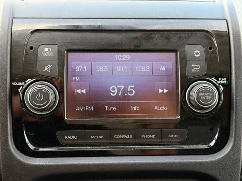 Used 2019 RAM ProMaster 1500 FWD image 25