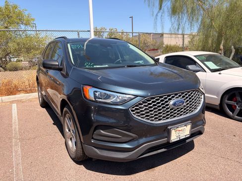 Certified 2023 Ford Edge SE AWD/4WD image 3