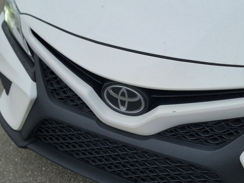 Used 2020 Toyota Camry SE image 24