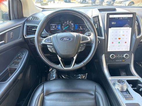 Used 2023 Ford Edge SEL image 16