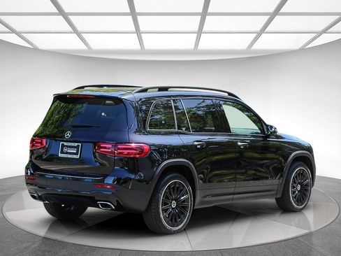 New 2026 Mercedes-Benz GLB 250 4MATIC image 4