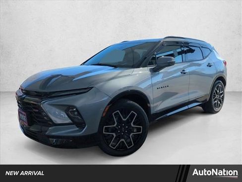 Used 2025 Chevrolet Blazer RS w/ Driver Confidence II Package image 1