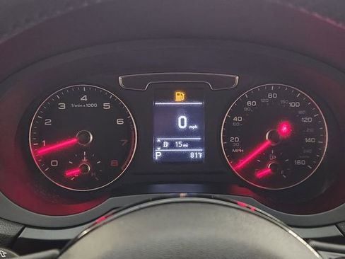 Used 2018 Audi Q3 2.0T Premium FWD image 16
