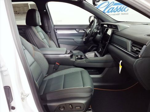 New 2026 GMC Terrain AT4 w/ Convenience Package III image 20